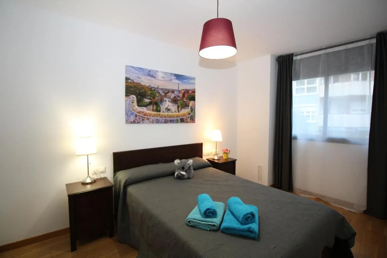 Rooms Viladomat 0*, Barcelona Spain
